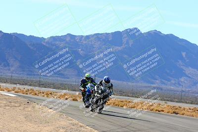 media/Jan-09-2022-SoCal Trackdays (Sun) [[2b1fec8404]]/Turn 8 (1045am)/